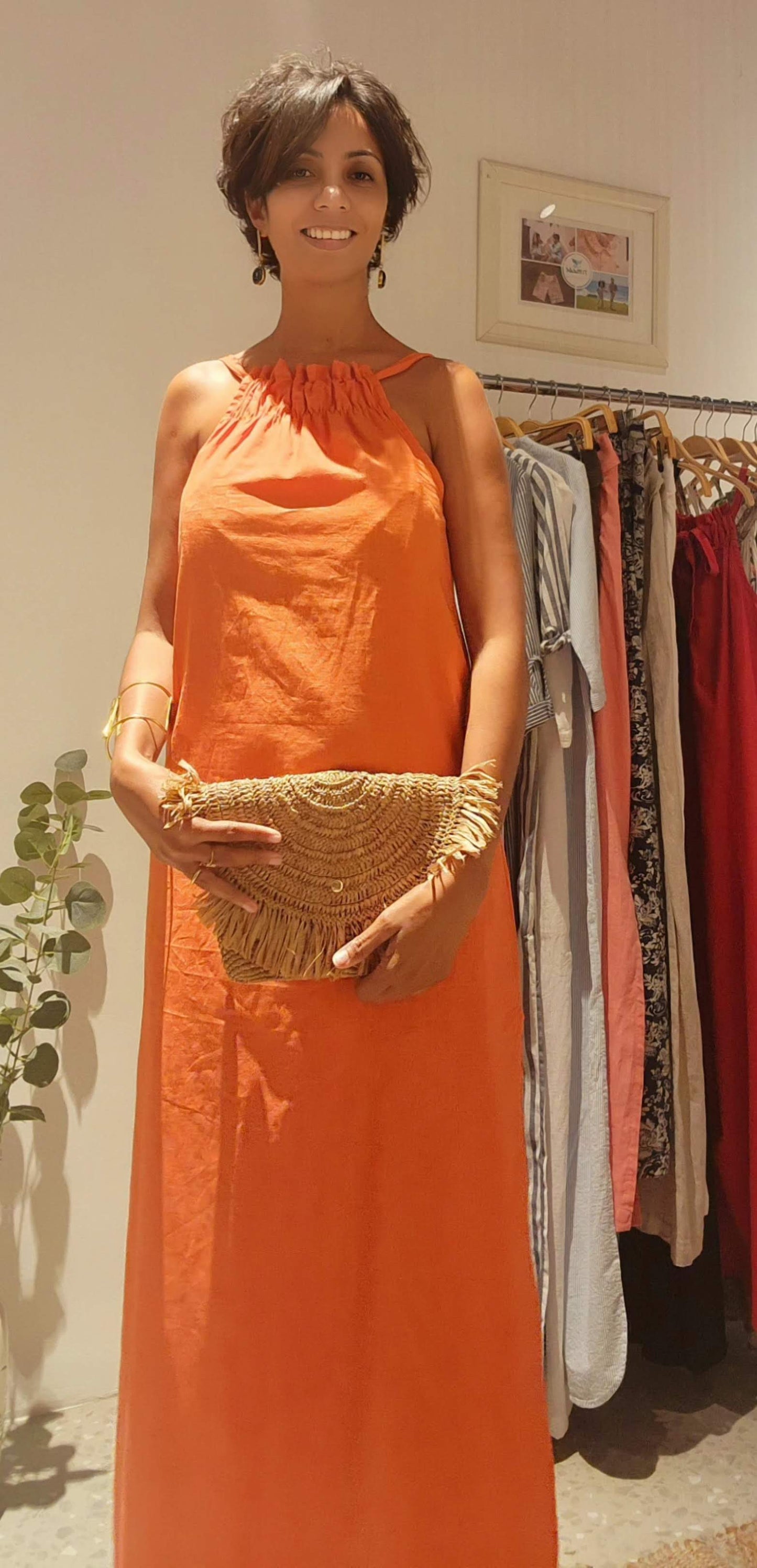 Longue robe d’été avec fendue